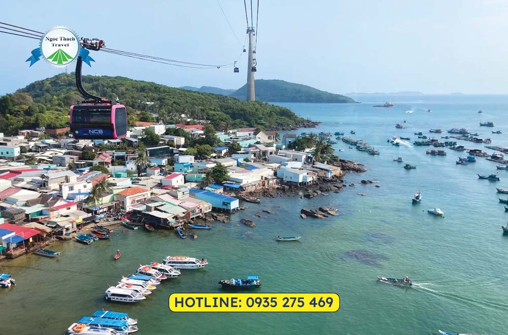 Đặt vé cáp treo Hòn Thơm Phú Quốc 2026 tại Ngọc Thạch Travel uy tín, giá tốt. Trải nghiệm cáp treo vượt biển dài nhất thế giới, vui chơi Sun World Hòn Thơm, Aquatopia và nhiều combo tiết kiệm hấp dẫn.