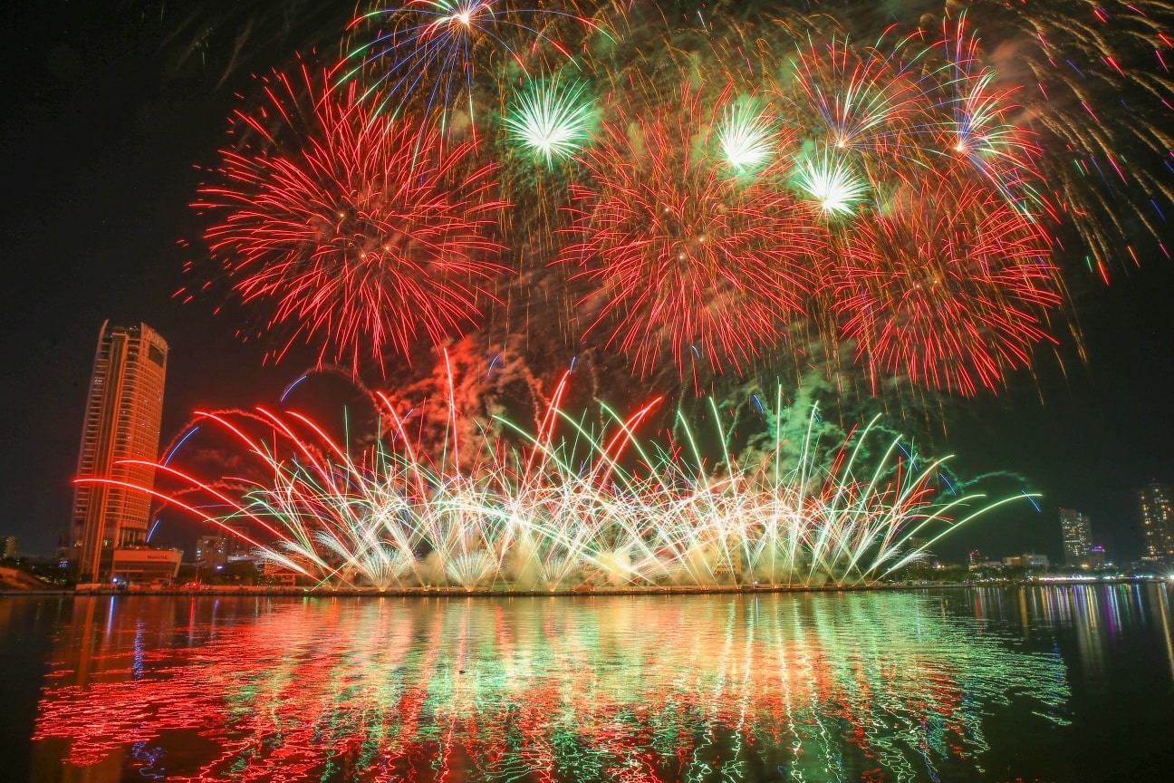 ve phao hoa da nang 3